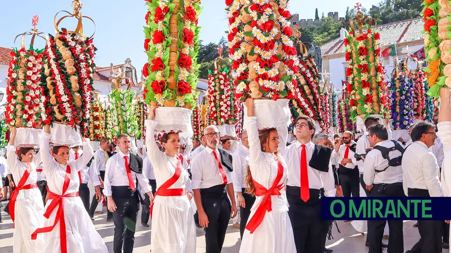 Festa dos Tabuleiros recebe voto de louvor do executivo municipal de Tomar