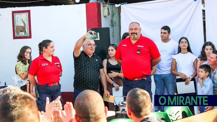 Hipismo solidário apoia Bombeiros de Barquinha e Entroncamento Hipismo solidário apoia Bombeiros de Barquinha e Entroncamento