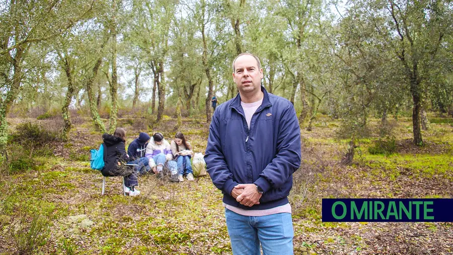 Autarcas da Parreira contra instalação de canil num terreno que querem para habitação