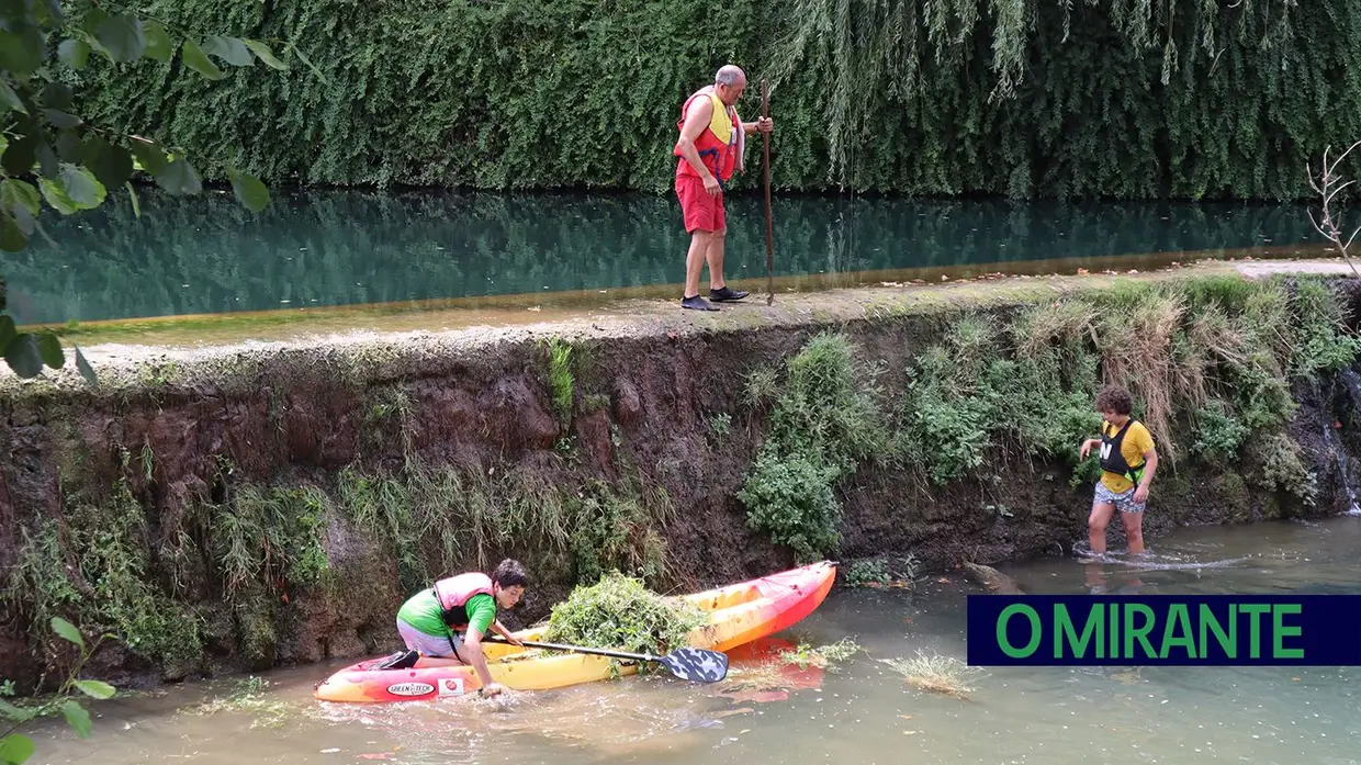 Semana da Juventude arrancou em Tomar com limpeza do rio Nabão