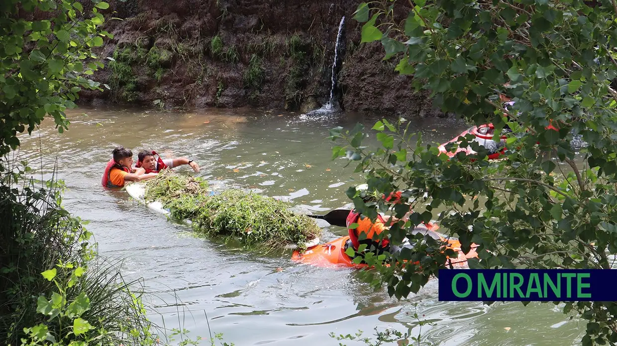 Semana da Juventude arrancou em Tomar com limpeza do rio Nabão