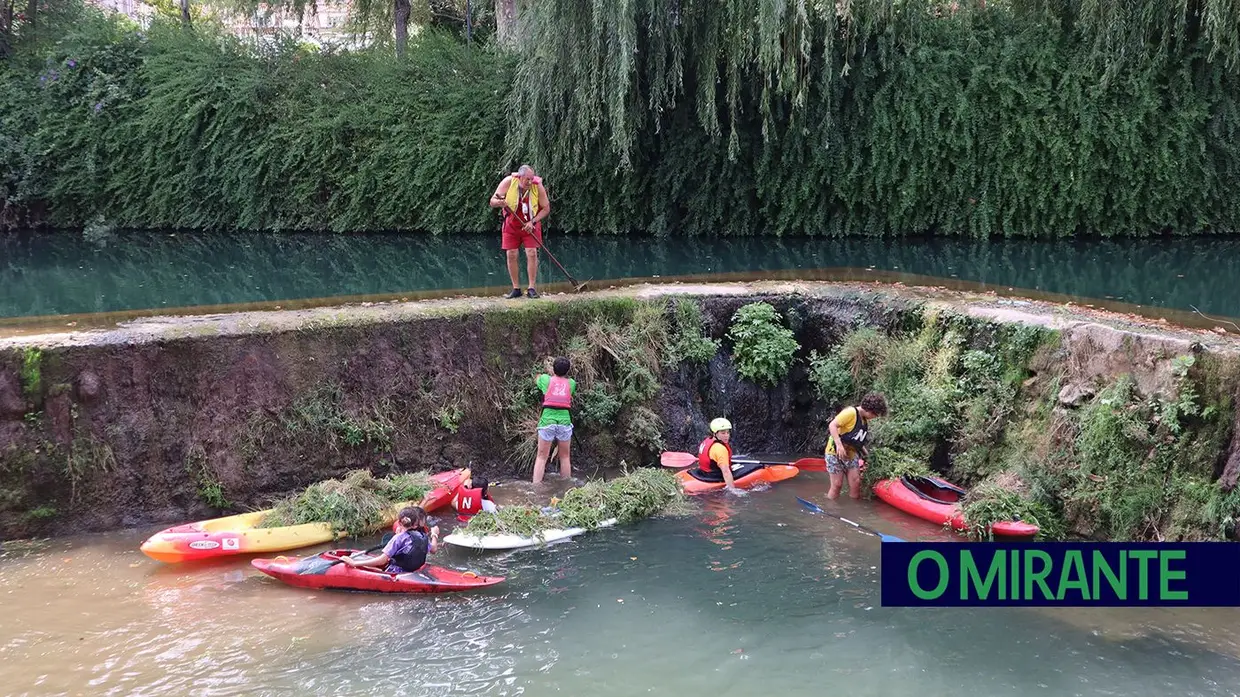 Semana da Juventude arrancou em Tomar com limpeza do rio Nabão