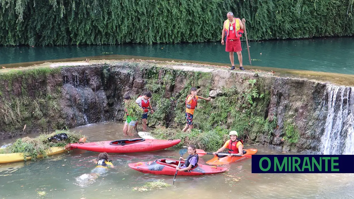 Semana da Juventude arrancou em Tomar com limpeza do rio Nabão