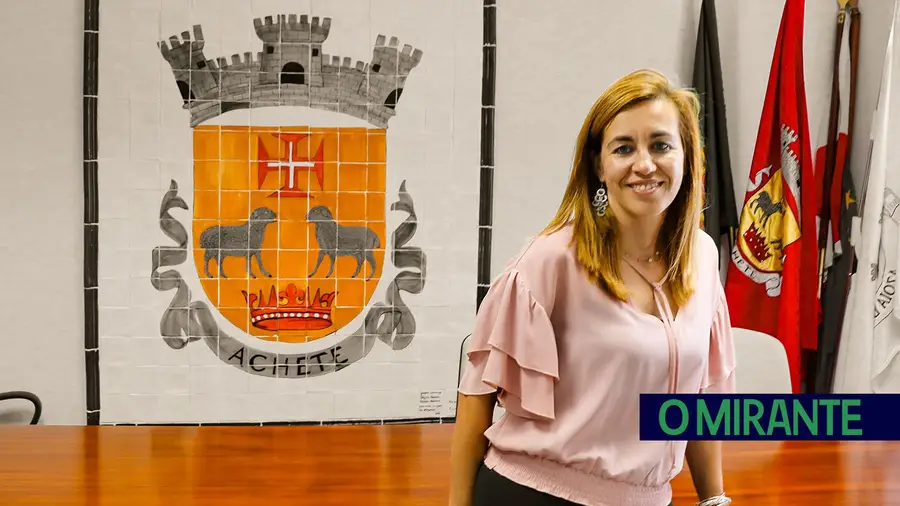 Guida Botequim: “sou mais pelas pessoas do que pelos partidos” Guida Botequim: “sou mais pelas pessoas do que pelos partidos”