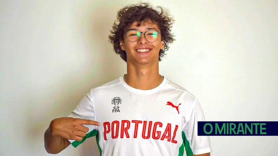 O MIRANTE  João Apolinário em segundo no salto à vara no Troféu Ibérico de  Sub-18