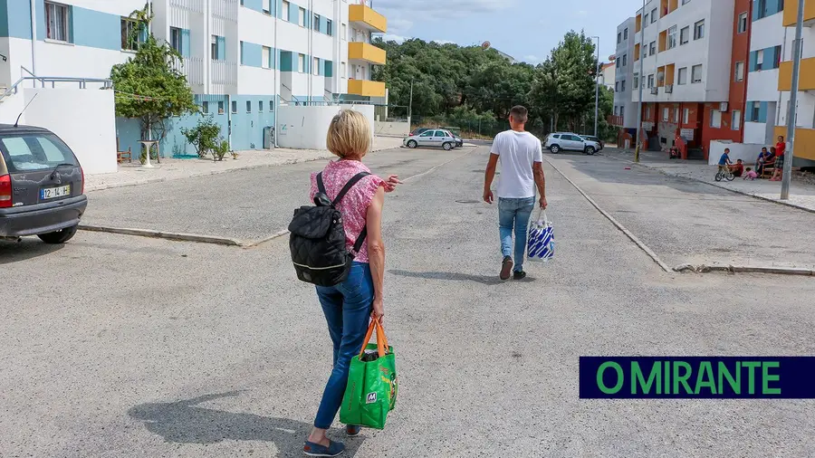 Azambuja vai despejar quem não pagar renda de habitação social