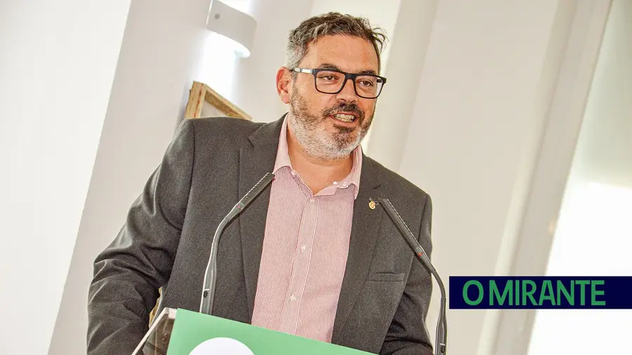 Repúdio e indignação dos autarcas de Vila Franca de Xira contra Autoridade Tributária Repúdio e indignação dos autarcas de Vila Franca de Xira contra Autoridade Tributária