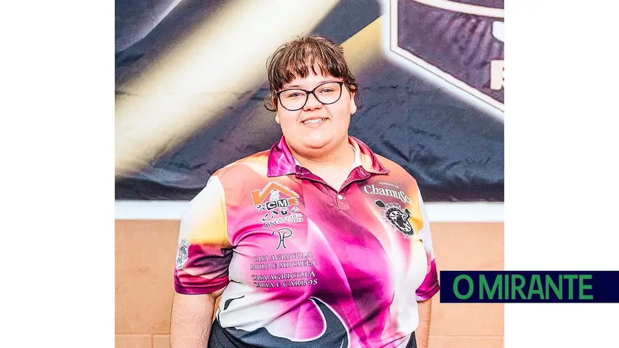 Jogadora de setas da Chamusca, Carolina Castro, perdeu a vida aos 18 anos Jogadora de setas da Chamusca, Carolina Castro, perdeu a vida aos 18 anos