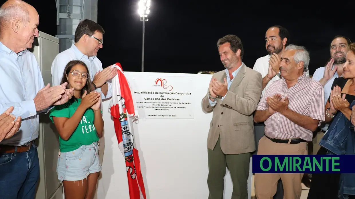 Campo Chã das Padeiras com iluminação nova e menos dispendiosa