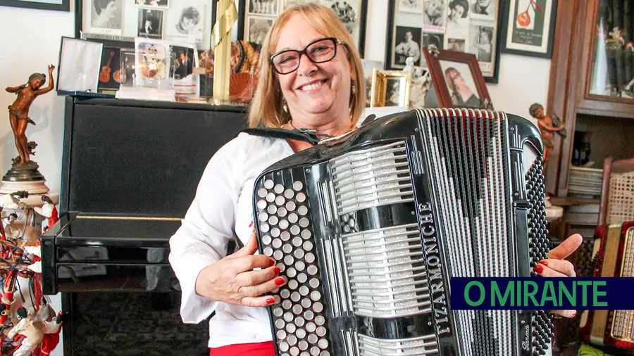 Tina Jofre festeja em Constância 60 anos a cantar