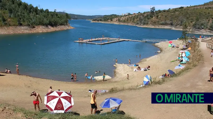Jovem morre afogado na praia fluvial da Aldeia do Mato Jovem morre afogado na praia fluvial da Aldeia do Mato