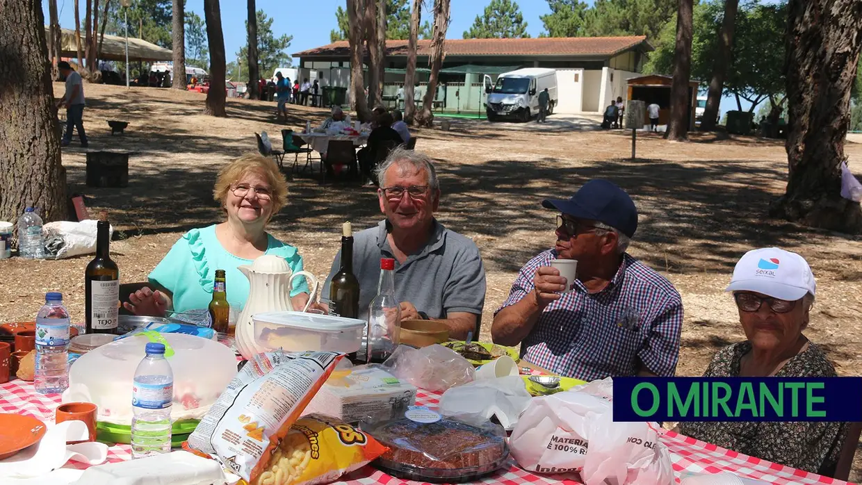 700 idosos reunidos em Benavente para o almoço convívio