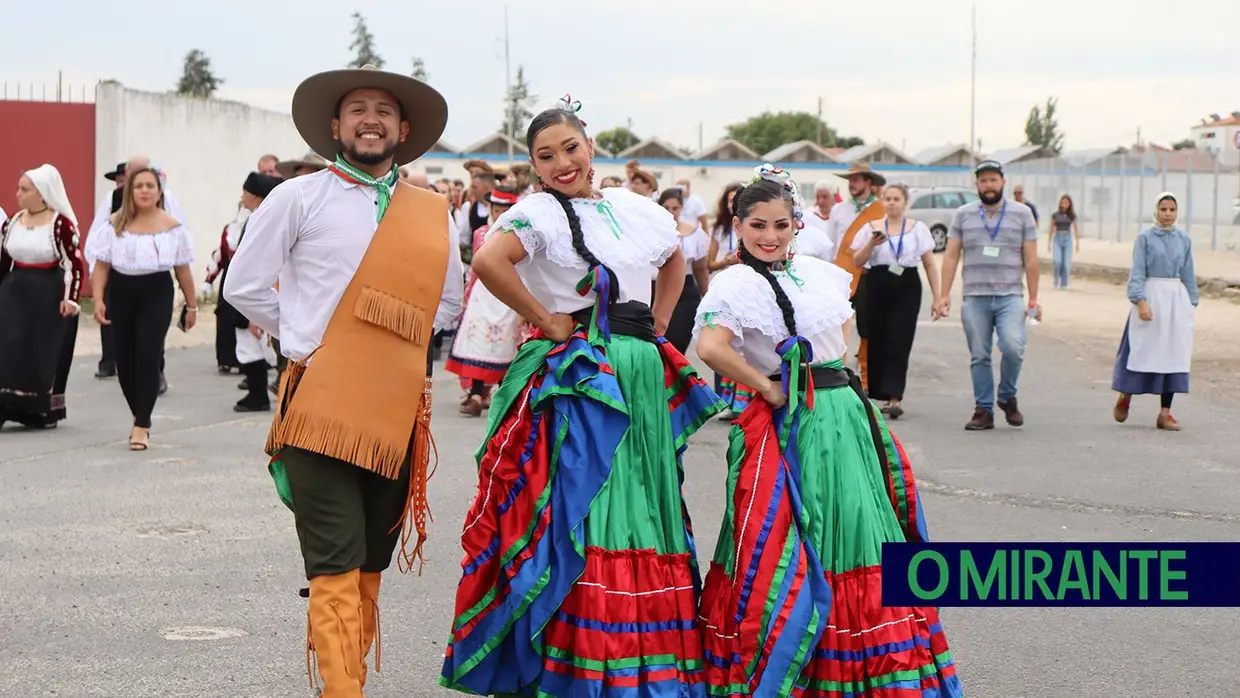 Animação e cor no Festival Celestino Graça em Santarém