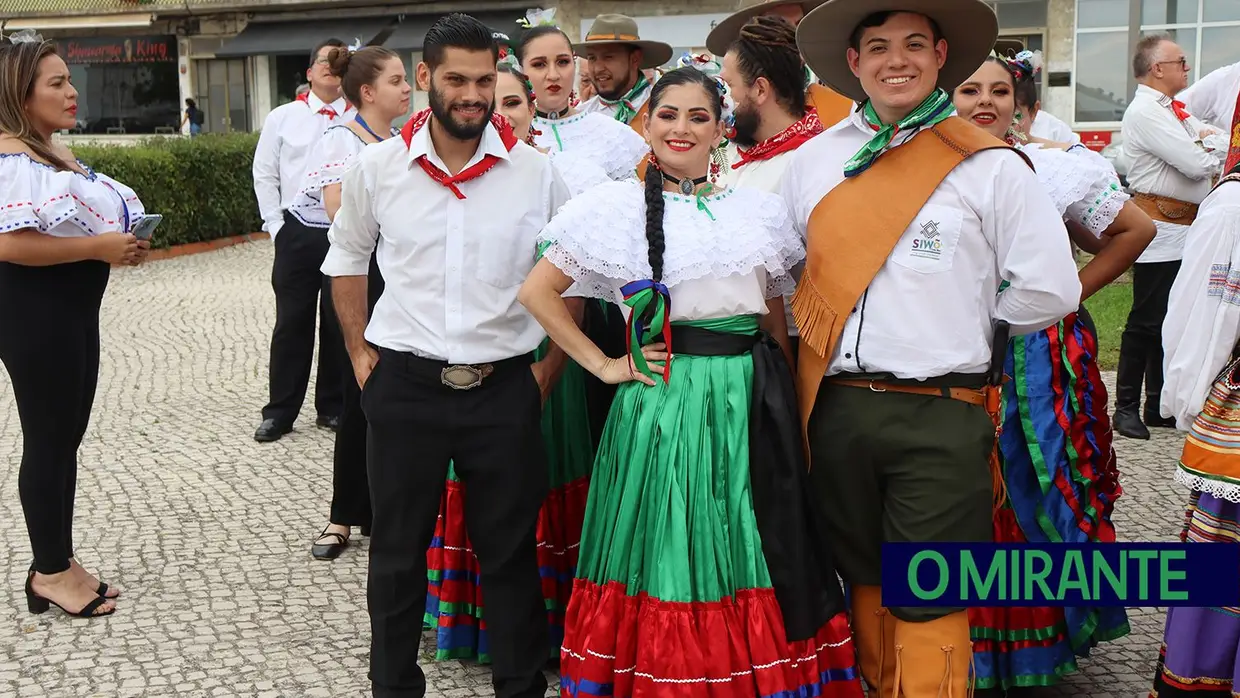 Animação e cor no Festival Celestino Graça em Santarém