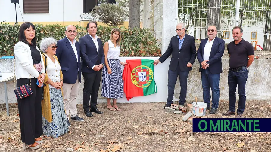 Lançada primeira pedra do futuro lar da Glória do Ribatejo