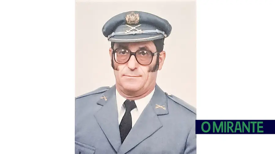 Exposição de desenhos do sargento Fernando Vitorino em Alcorriol