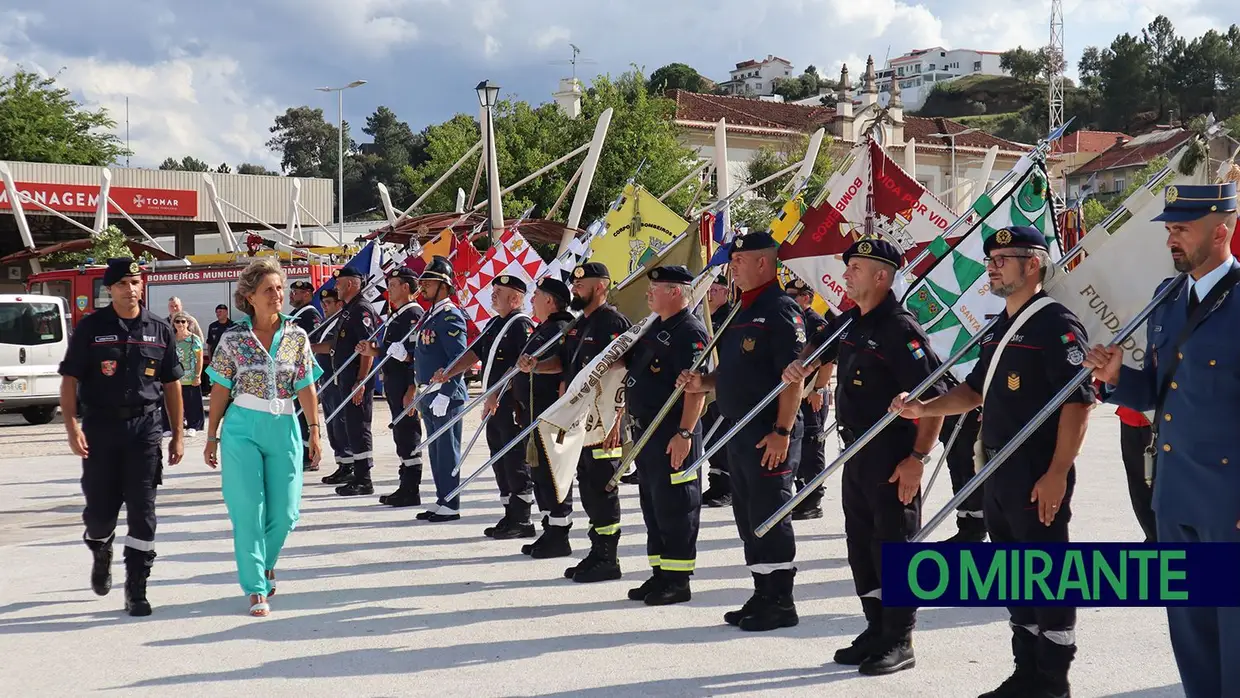 Homenagens em Tomar no Dia Nacional do Bombeiro Profissional