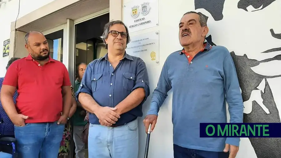 Junta atribuiu nome de Sérgio Carrinho a edifício no centro da vila Junta atribuiu nome de Sérgio Carrinho a edifício no centro da vila