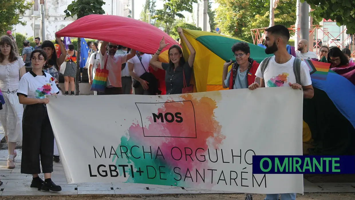 Marcha do Orgulho LGBT desfilou em Santarém