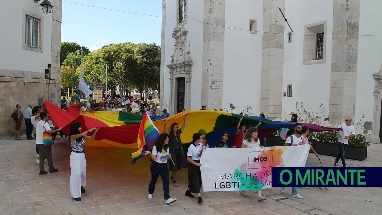 Marcha do Orgulho LGBT desfilou em Santarém