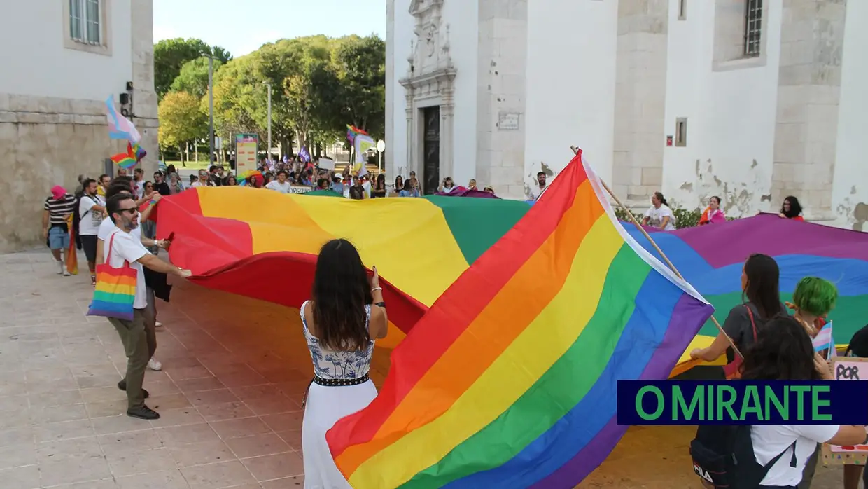 Marcha do Orgulho LGBT desfilou em Santarém