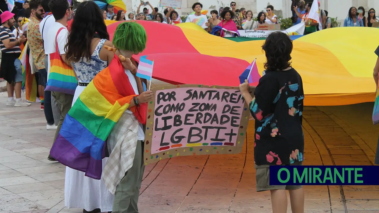 Marcha do Orgulho LGBT desfilou em Santarém