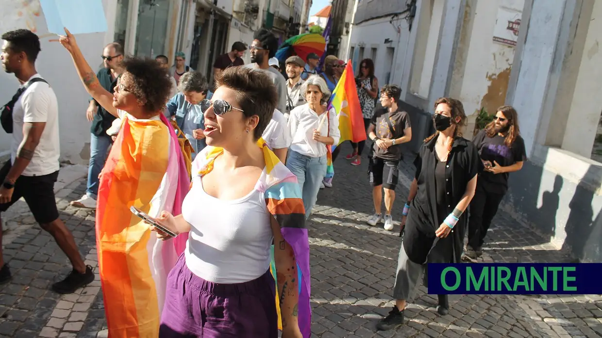 Marcha do Orgulho LGBT desfilou em Santarém