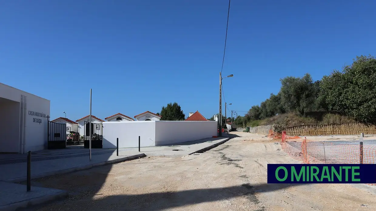 Presidente de Ourém visita obras no concelho