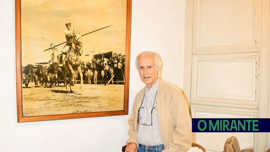 Morreu o fotógrafo que registou o nascimento e crescimento da antiga Feira do Ribatejo Morreu o fotógrafo que registou o nascimento e crescimento da antiga Feira do Ribatejo