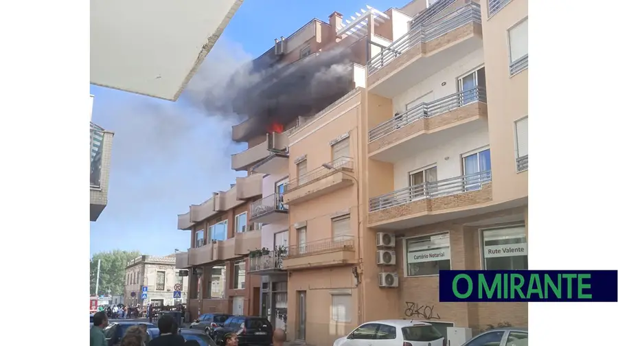 Fogo em apartamento no centro de VFX assusta moradores