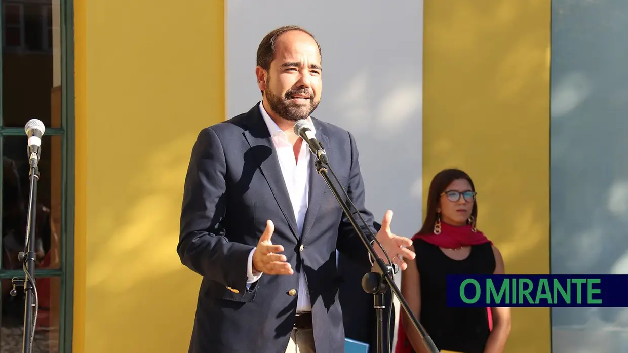 Agrupamento de Escolas Sá da Bandeira distinguiu alunos