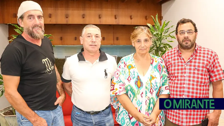 Falta de carteiros atrasa correspondência no concelho de Coruche Falta de carteiros atrasa correspondência no concelho de Coruche