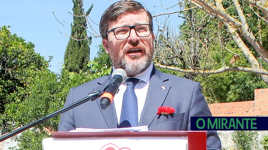 Autarca de Santarém exige ao Governo pagamento de despesas com Covid-19 Autarca de Santarém exige ao Governo pagamento de despesas com Covid-19