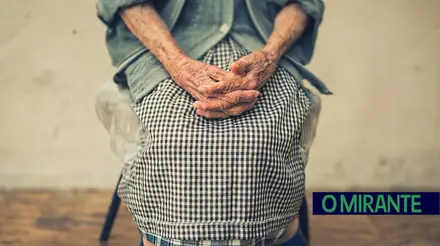 idosa idoso idosos ilustrativ