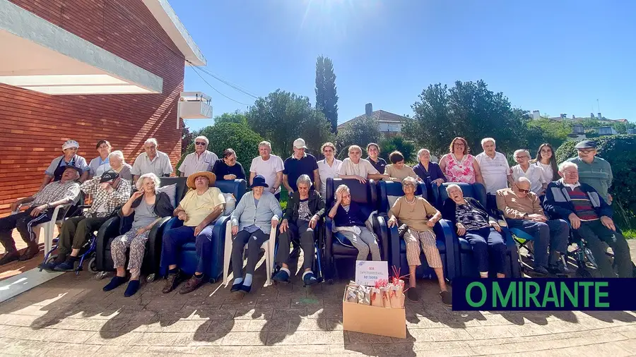 A Soltram celebra o Dia do Idoso e privilegia actividades que promovam bem-estar A Soltram celebra o Dia do Idoso e privilegia actividades que promovam bem-estar