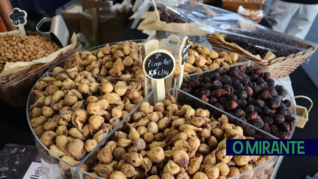 Feira Nacional dos Frutos Secos já começou