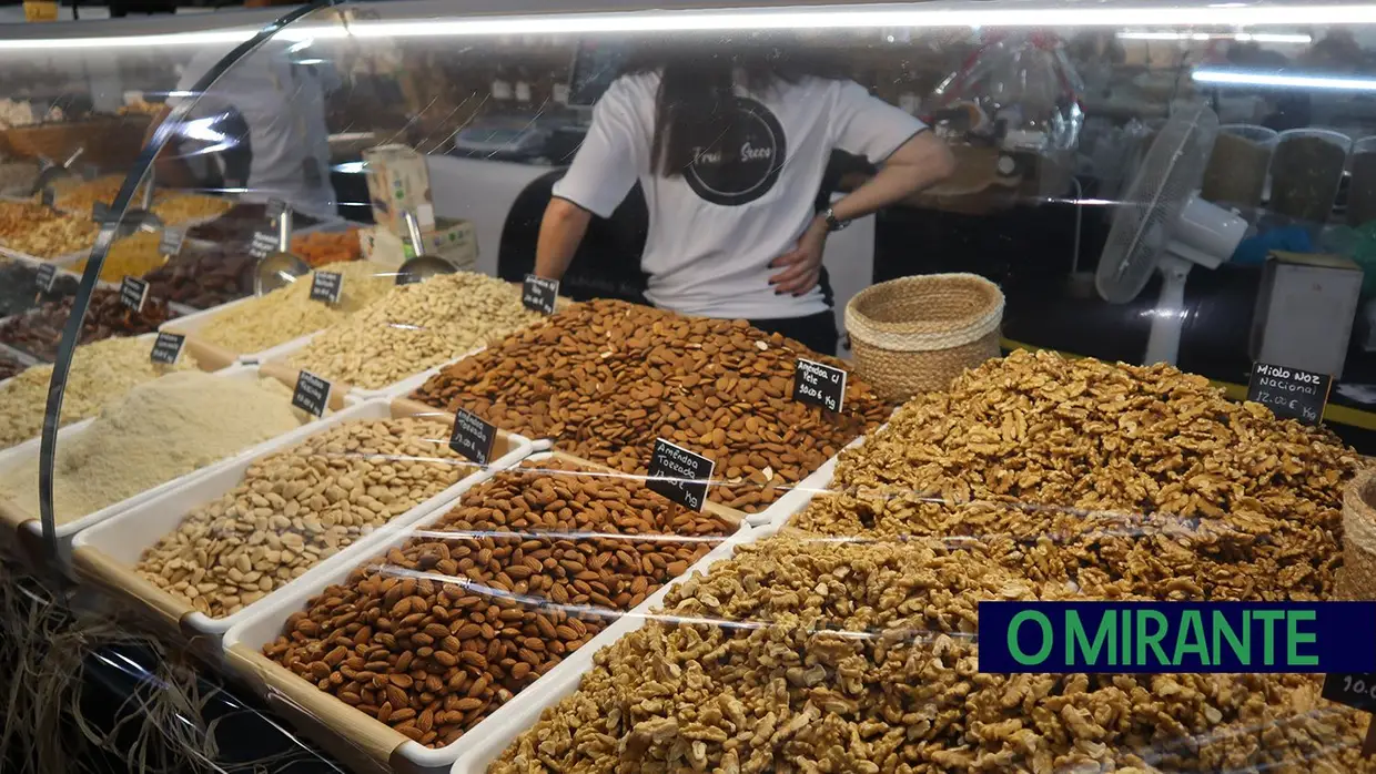 Feira Nacional dos Frutos Secos já começou