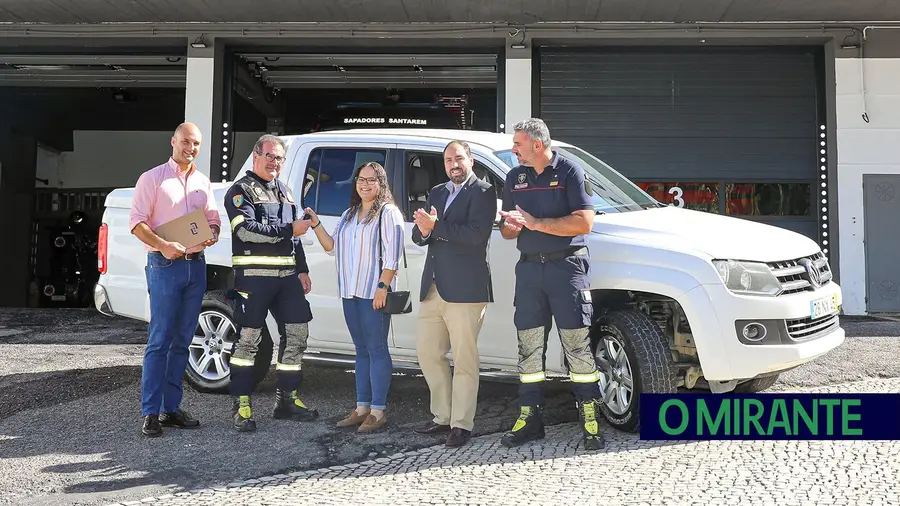 Empresa oferece viatura aos Sapadores Bombeiros de Santarém