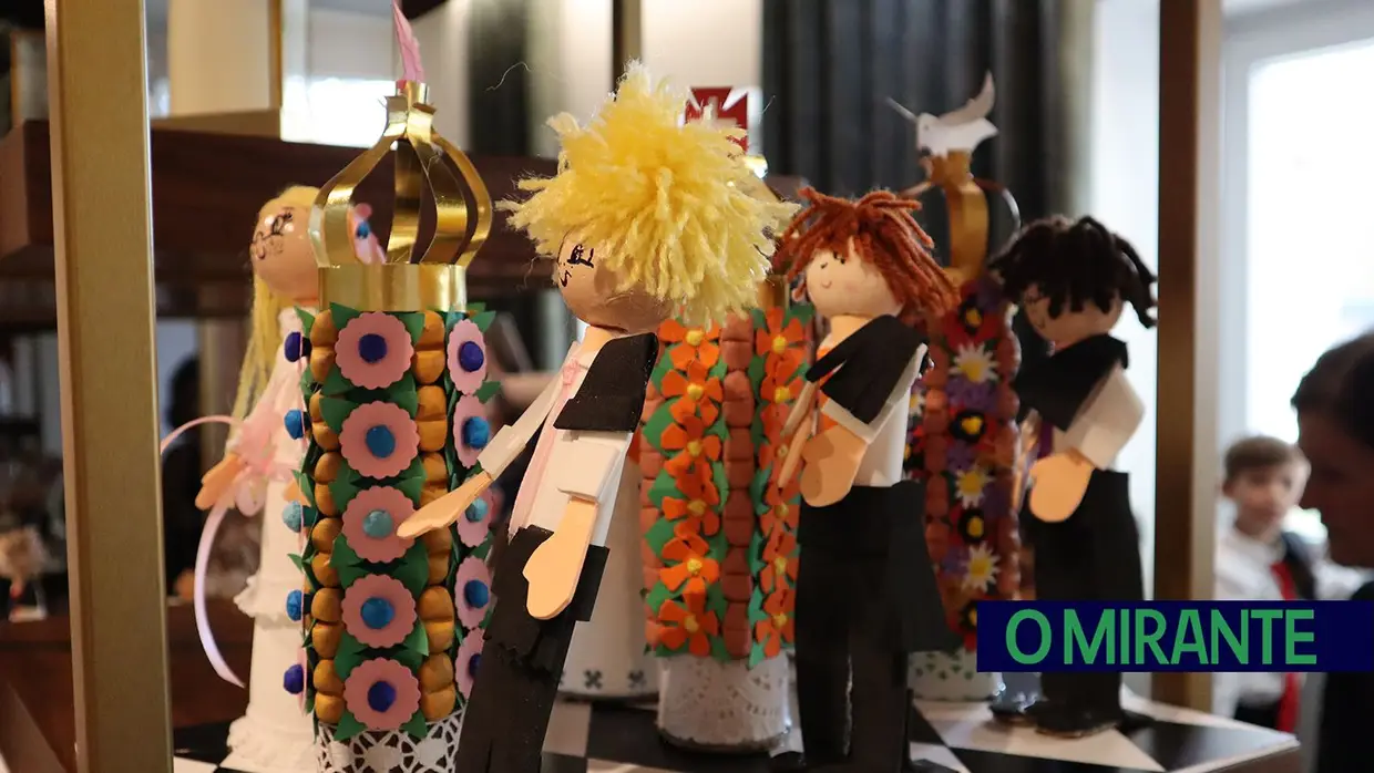Exposição sobre a Festa dos Tabuleiros em Tomar
