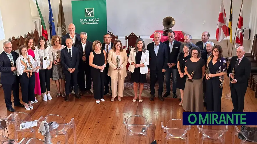 Assembleias Municipais de Ourém e Ferreira do Zêzere distinguidas por boas práticas Assembleias Municipais de Ourém e Ferreira do Zêzere distinguidas por boas práticas