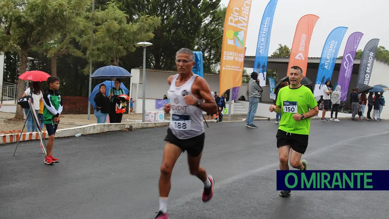 Inês Henriques homenageada no torneio de atletismo Freguesias de Rio Maior