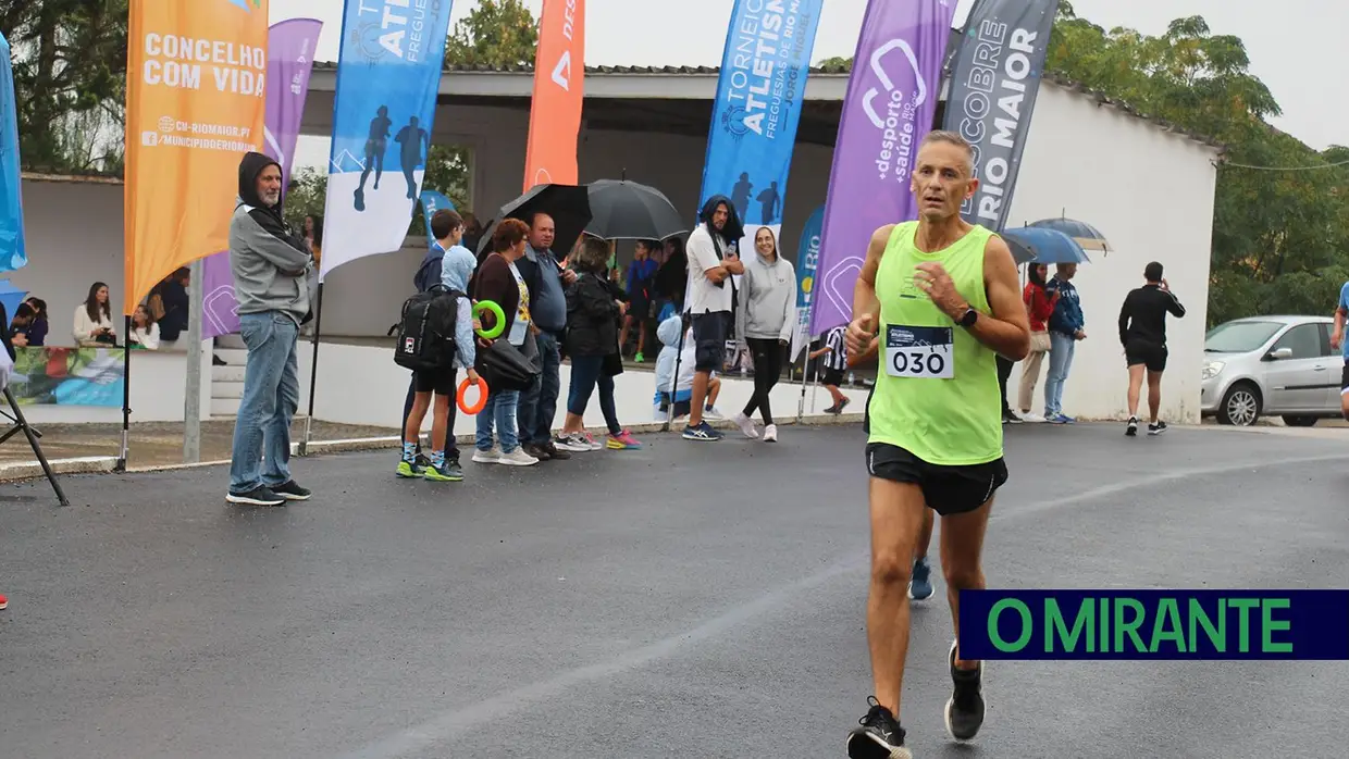 Inês Henriques homenageada no torneio de atletismo Freguesias de Rio Maior
