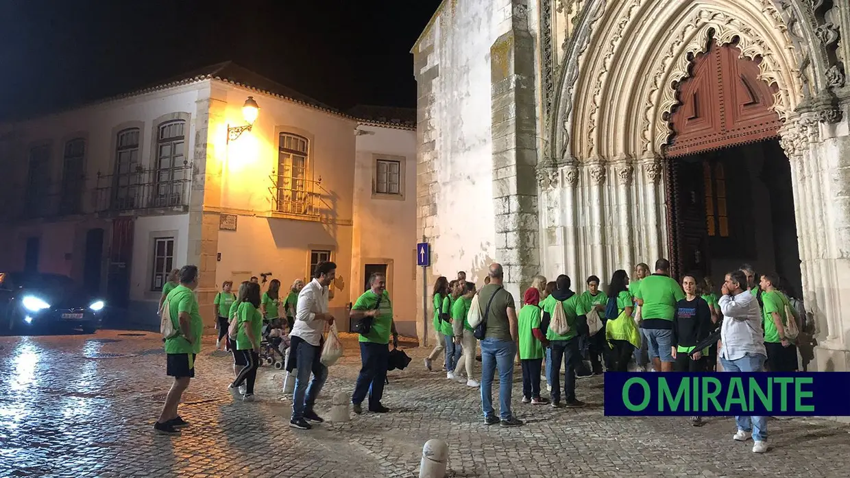Caminhada de A Farpa reuniu mais de uma centena