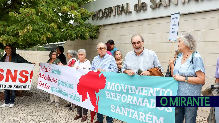 Vigília em defesa do SNS com pouca adesão em Santarém