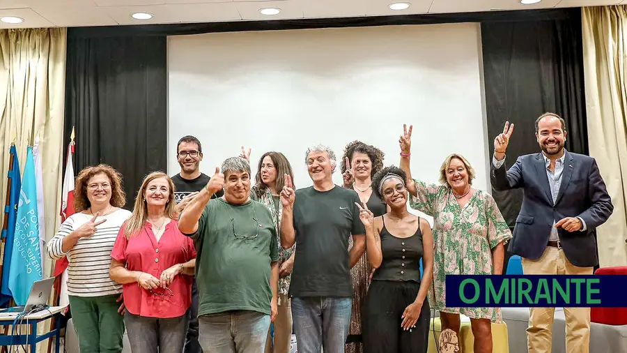 Escola Superior de Educação de Santarém com mestrado em Recursos Digitais Escola Superior de Educação de Santarém com mestrado em Recursos Digitais