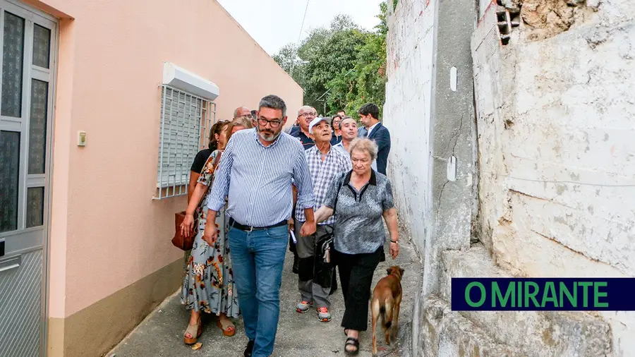 Cinco pedreiras abandonadas em Vila Franca de Xira esperam há décadas por requalificação