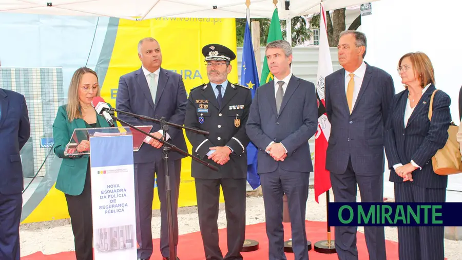 Lançamento da primeira pedra da nova esquadra da PSP no Entroncamento Lançamento da primeira pedra da nova esquadra da PSP no Entroncamento