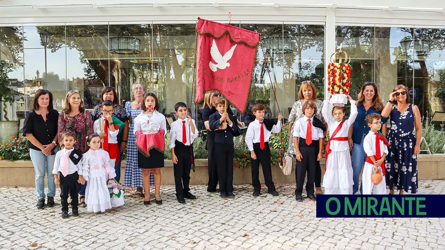 Exposição em Tomar mostra trabalhos de alunos sobre a Festa dos Tabuleiros Exposição em Tomar mostra trabalhos de alunos sobre a Festa dos Tabuleiros