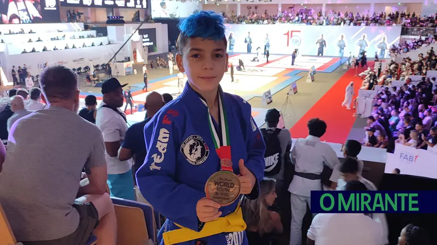 Axel Oliveira alcança o bronze no campeonato do mundo de jiu-jitsu