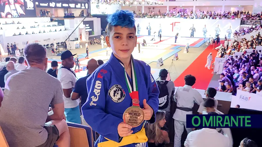 Axel Oliveira alcança o bronze em competição mundial de jiu-jitsu